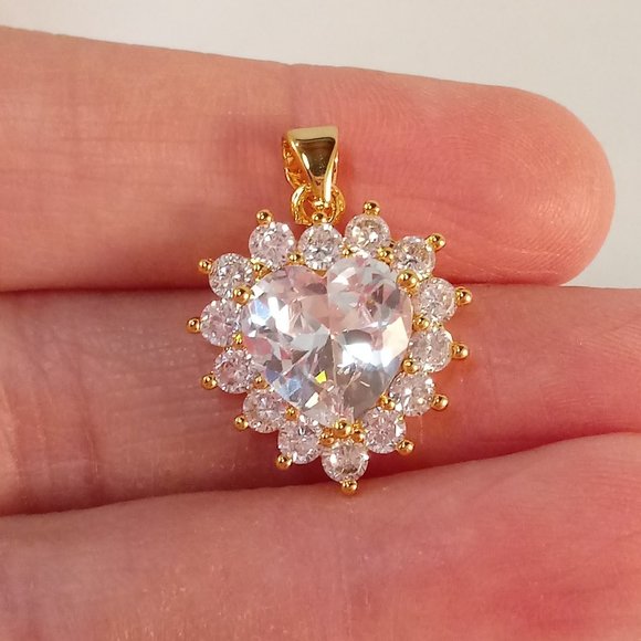 Kristy's Jewels Jewelry - 18K Yellow Gold Filled Heart Halo Diamond Zircon Necklace Pendant 4.41ctw stone